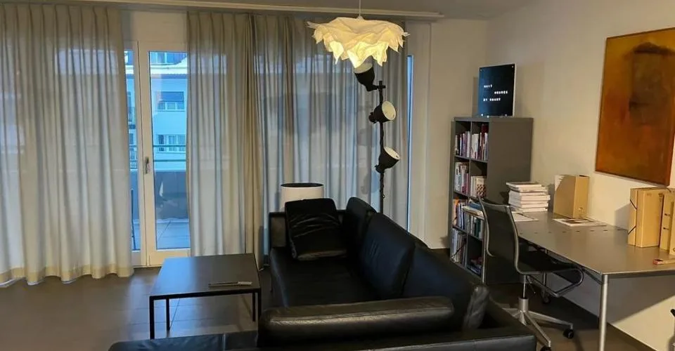 Bel appartement contemporain de 3.5 pièces avec balcon