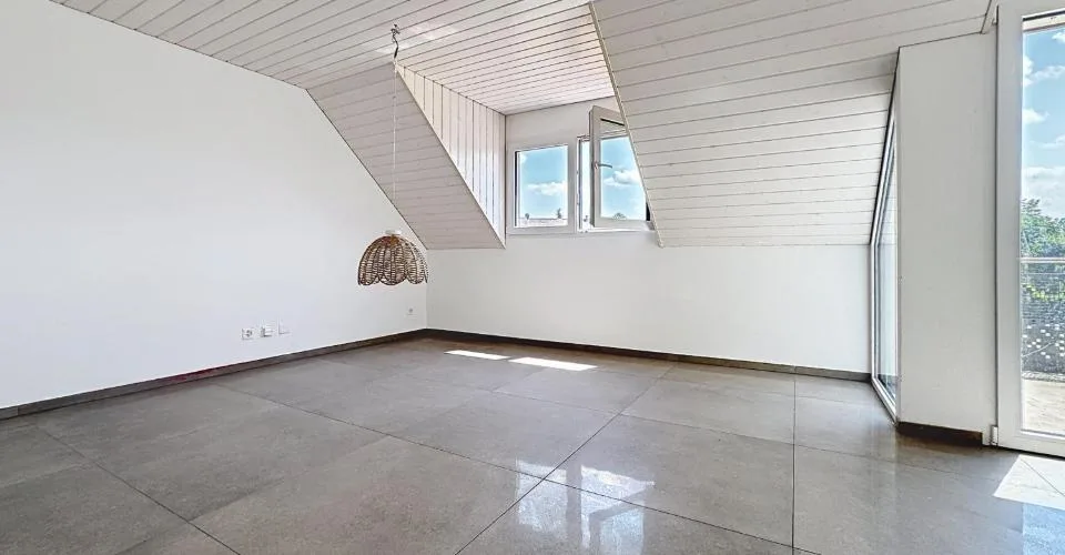 Bel appartement de 3.5 pces au 2ème étage avec balcon