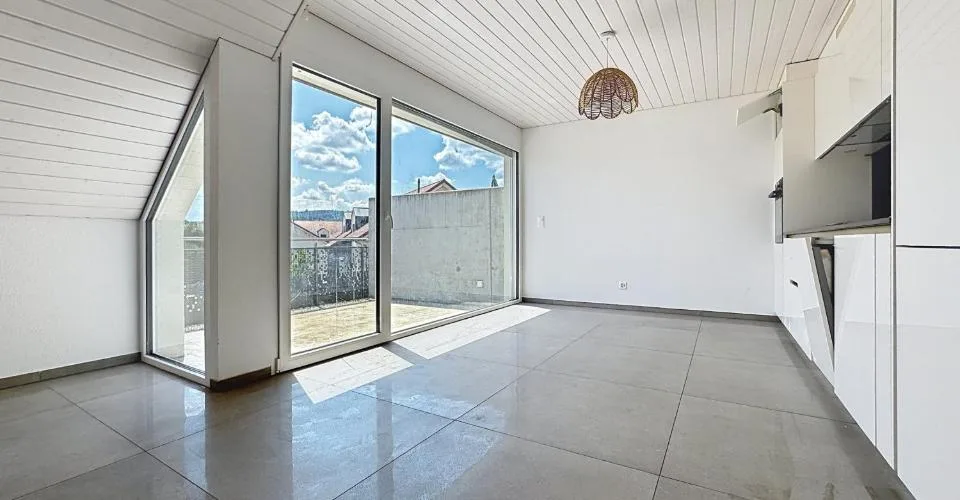 Bel appartement de 3.5 pces au 2ème étage avec balcon