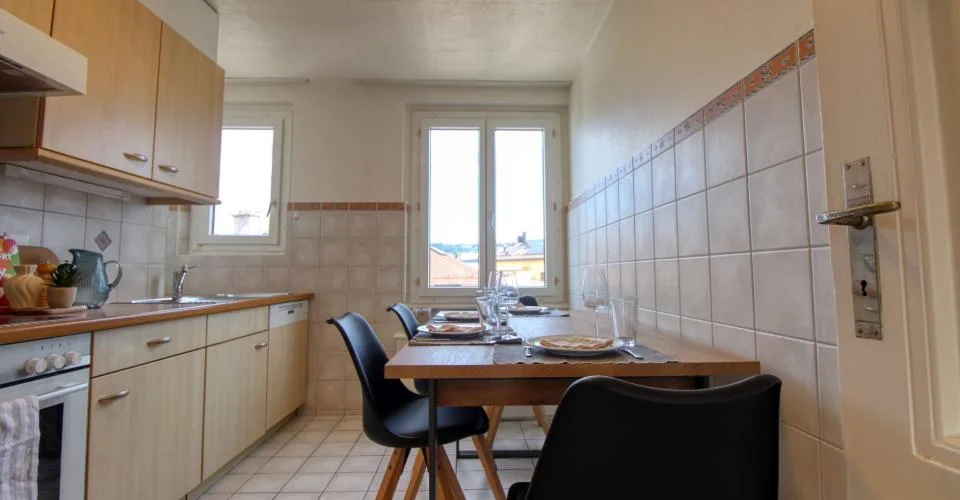 Coliving Convivial avec Accès Facile à la Ville et à la Vie de Campus à Renens