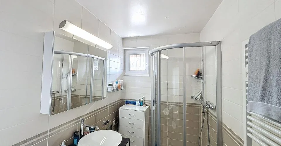 EXCLUSIVITÉ I Magnifique appartement de 4 pièces avec vue lac