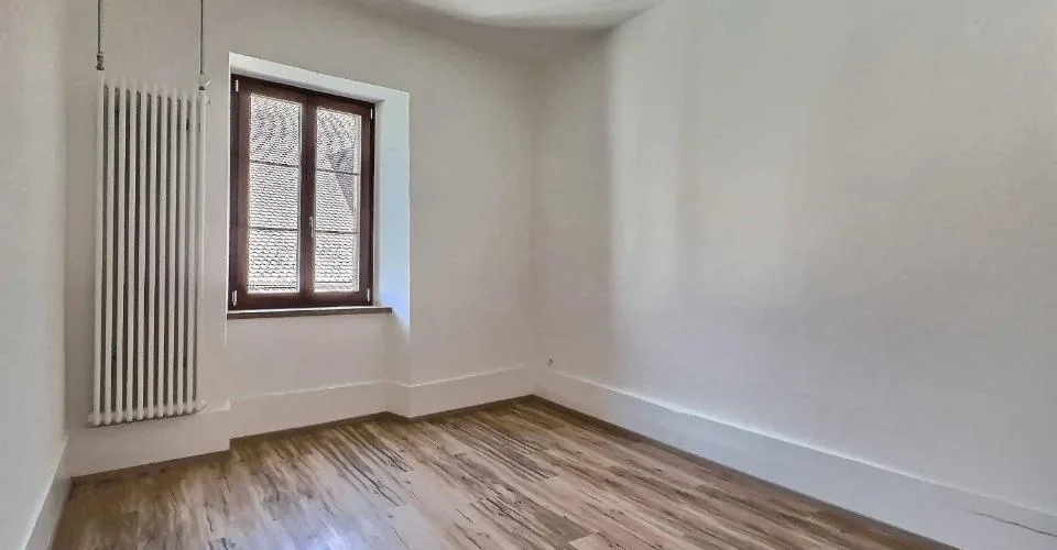 Spacieux logement de 5,5 pièces de charme au cœur de la Vieille-Ville de Cossonay