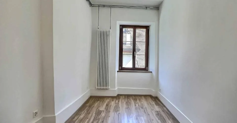 Spacieux logement de 5,5 pièces de charme au cœur de la Vieille-Ville de Cossonay