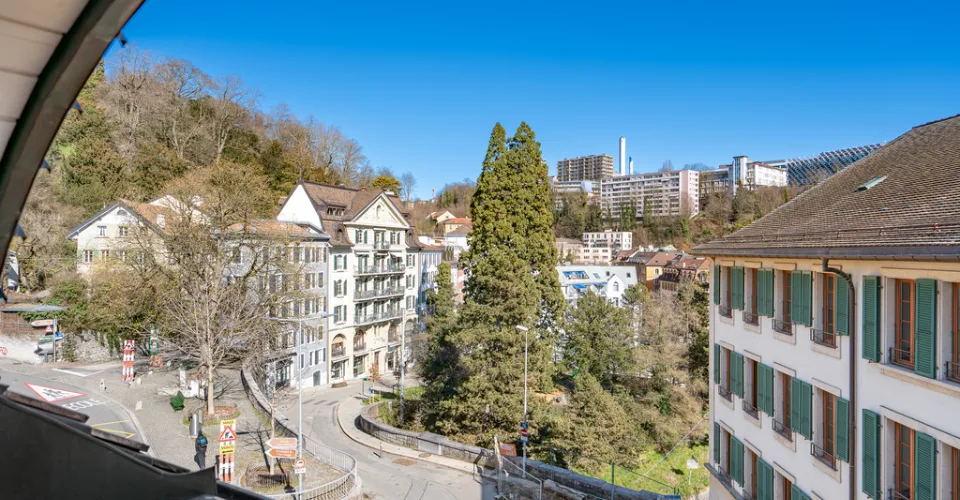 Studio en attique au centre de Lausanne