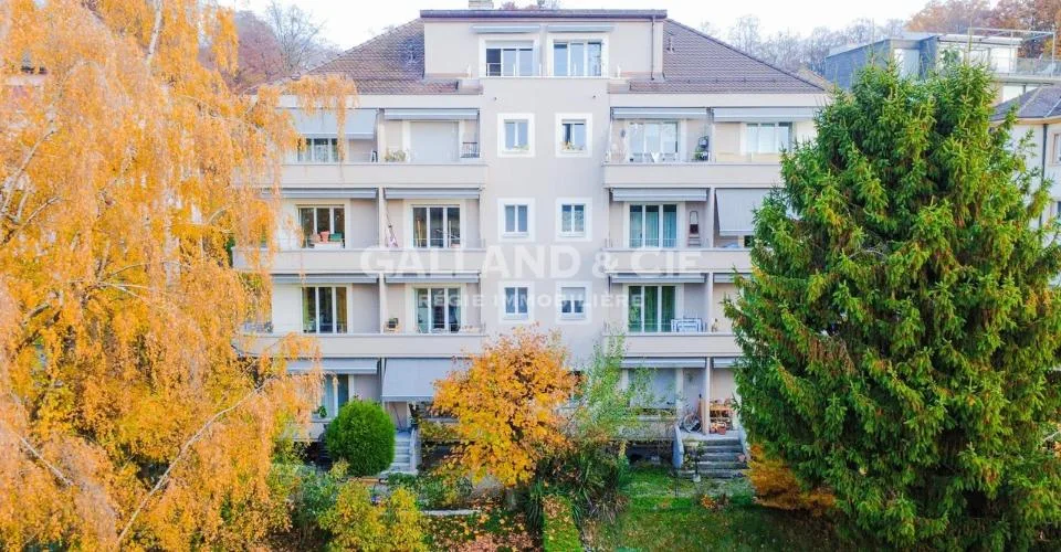 Appartement de 4 pièces au rez supérieur
