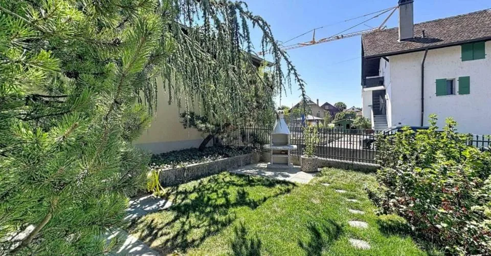 Appartement au rez-de-chaussée avec jardin