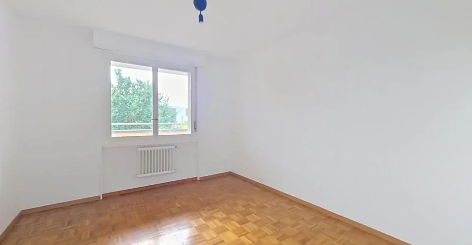 Appartement de 2 pièces au 3ème étage, centré et proche des commodités