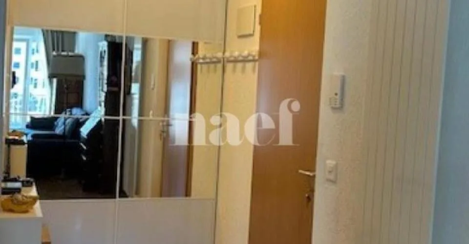 Bel appartement de 3 pièces au 2ème étage avec grand balcon