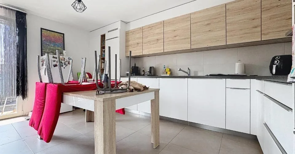 Bel appartement de 3.5 pces au 1er étage