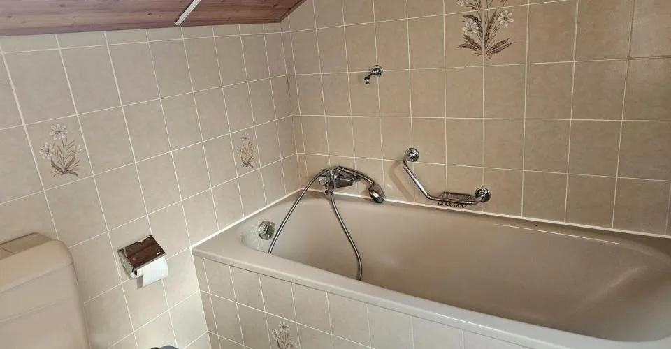A quelques minutes de l'EPFL, chambre meublée avec salle de bains