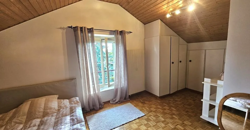 A quelques minutes de l'EPFL, chambre meublée avec salle de bains