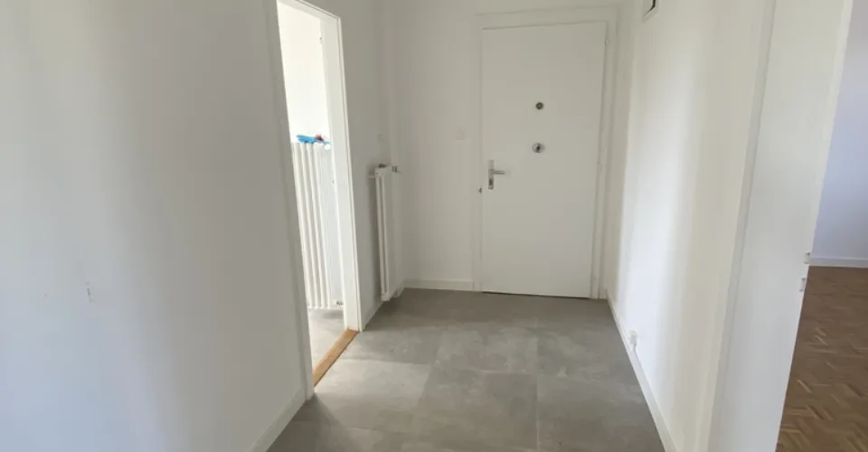 Appartement rénové de 3.5 pièces aux Tuileries de Grandson