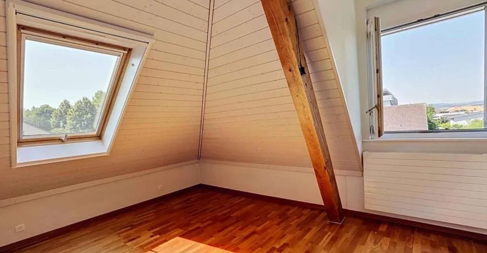 Charmant appartement de 3 pièces dans les combles