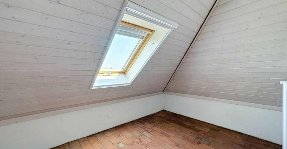 Charmant appartement de 3 pièces dans les combles