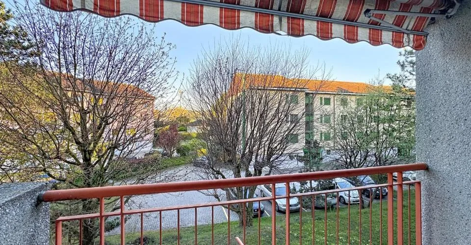 Joli studio situé au 2ème étage