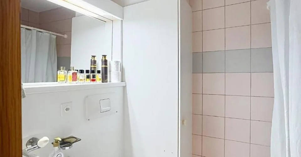 Joli studio situé au 2ème étage
