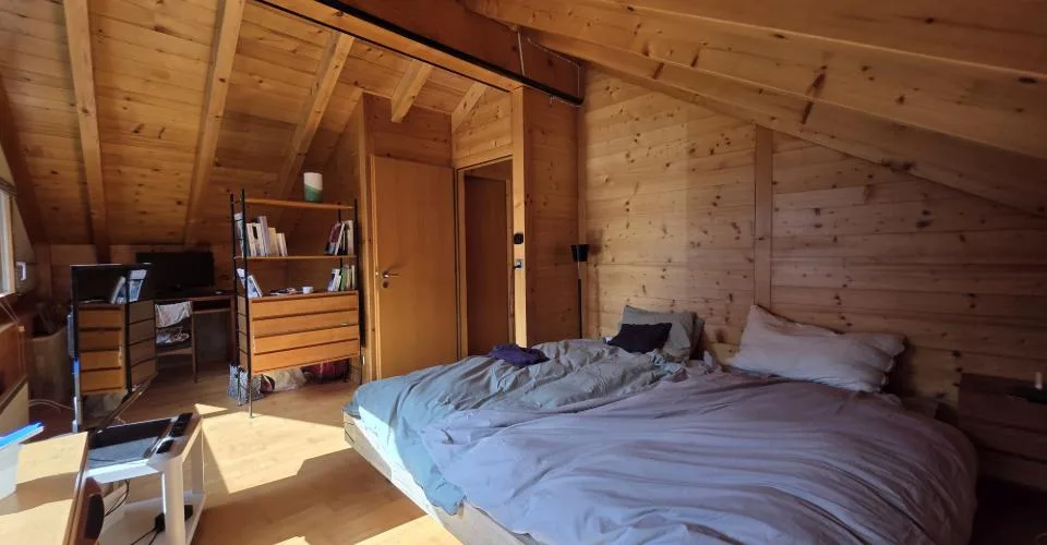 A louer à l'année charmant chalet