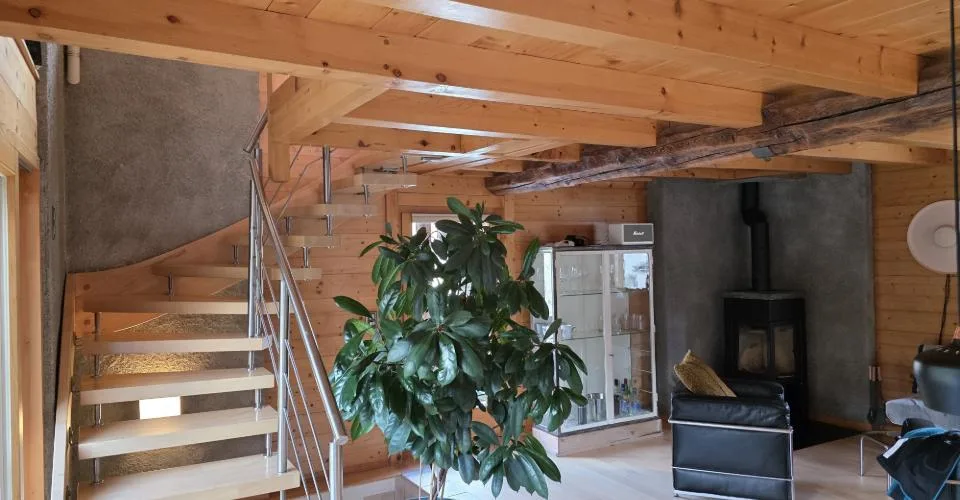 A louer à l'année charmant chalet