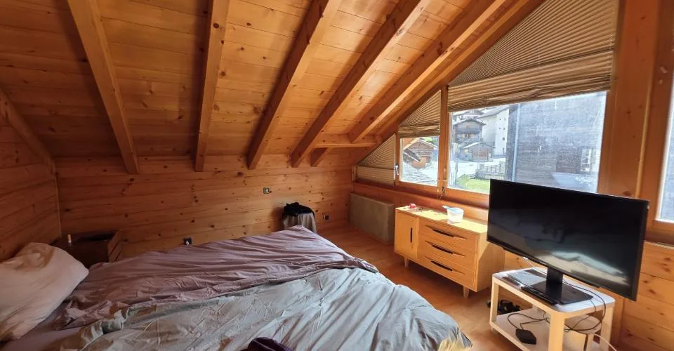 A louer à l'année charmant chalet