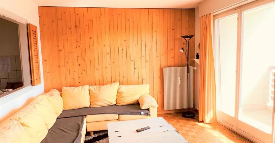Magnifique 2.5 pièces rénové - Spacieux et lumineux - Lieu très calme - Super vue - Bien situé