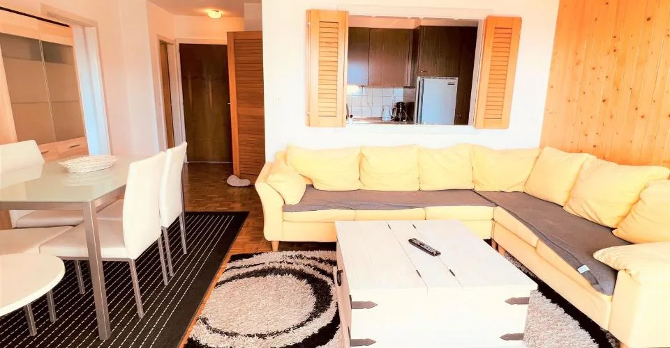 Magnifique 2.5 pièces rénové - Spacieux et lumineux - Lieu très calme - Super vue - Bien situé