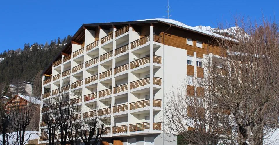 Magnifique 2.5 pièces rénové - Spacieux et lumineux - Lieu très calme - Super vue - Bien situé