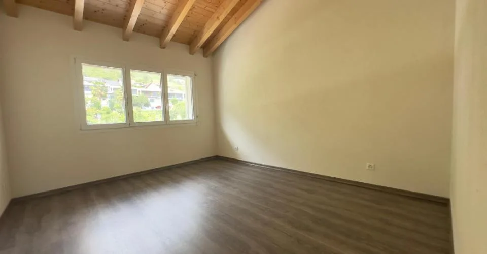 Appartement de 4.5 pces idéalement situé au coeur de Fully