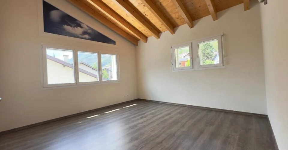 Appartement de 4.5 pces idéalement situé au coeur de Fully