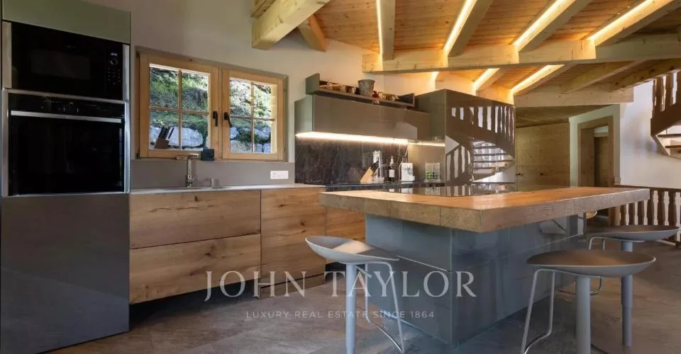Location à la quinzaine - mois : Chalet avec piscine
