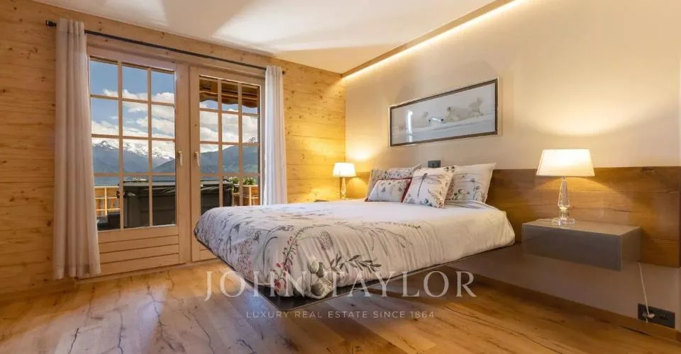 Location à la quinzaine - mois : Chalet avec piscine