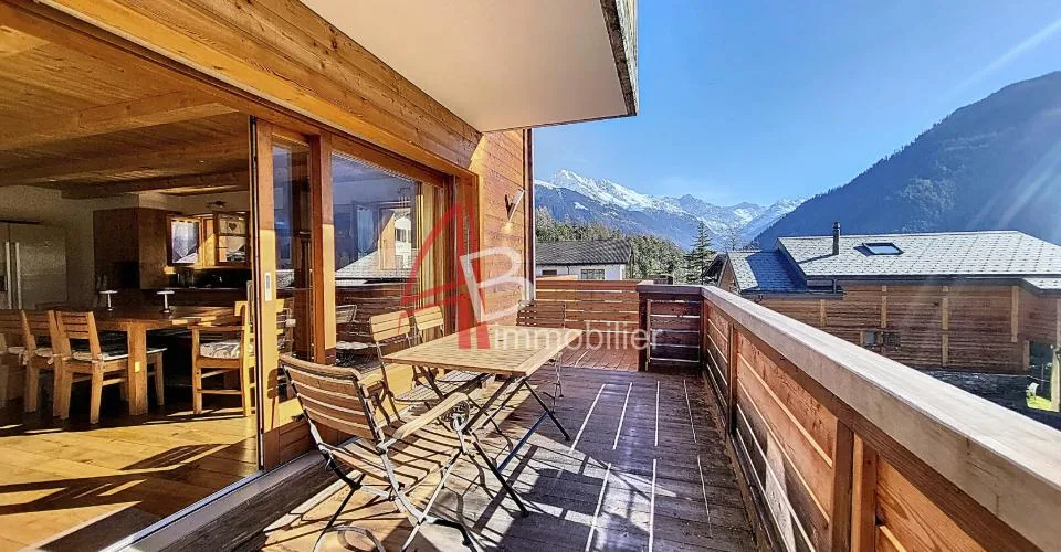 Chalet de luxe à louer à l’année – 6 pièces – 232 m² – Val de Bagnes (Cries).