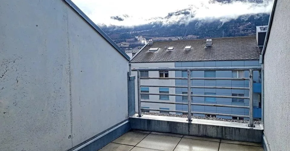 Très joli 2.5 pces en attique au centre de Sion