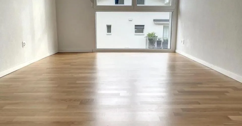 Bel appartement traversant de 3.5 pièces au 1er étage d'un immeuble ré
