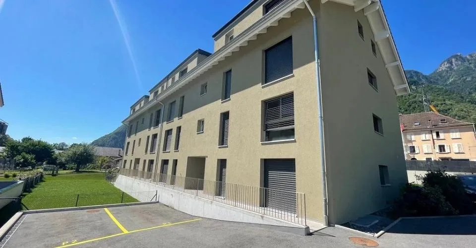 Bel appartement traversant de 3.5 pièces au 1er étage d'un immeuble ré