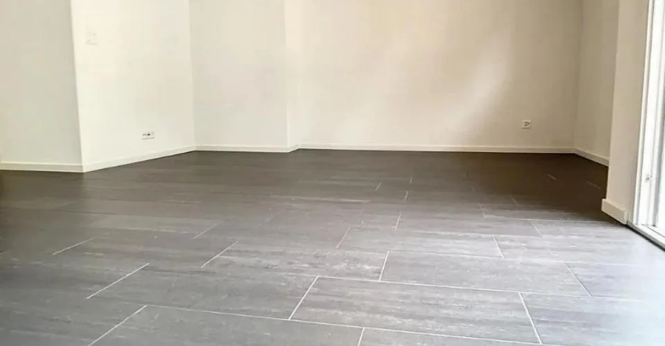 Bel appartement traversant de 3.5 pièces au 1er étage d'un immeuble ré