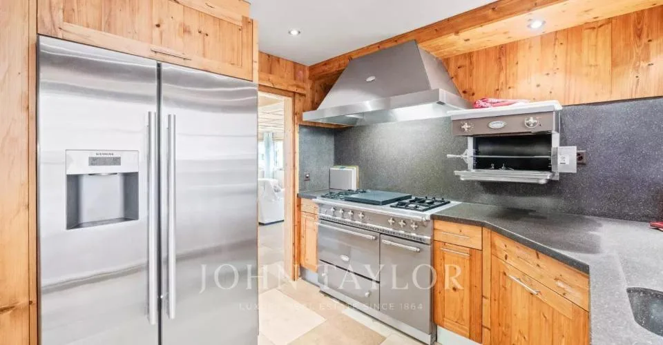 Location : Chalet Cocooning au centre de Crans