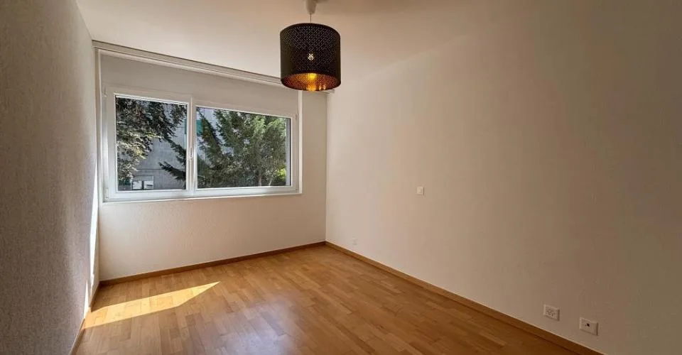 A LOUER A SION, spacieux appartement 4.5 pces au 1er étage