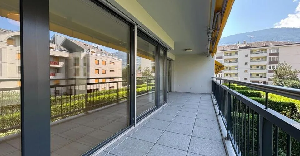 A LOUER A SION, spacieux appartement 4.5 pces au 1er étage