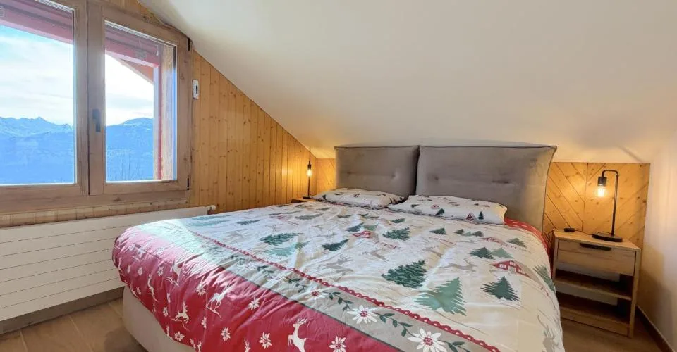 Dans un superbe chalet rénové à Bluche, appartement indépendant à louer avec vue exceptionnelle sur les Alpes valaisannes – Foto 10 von 13