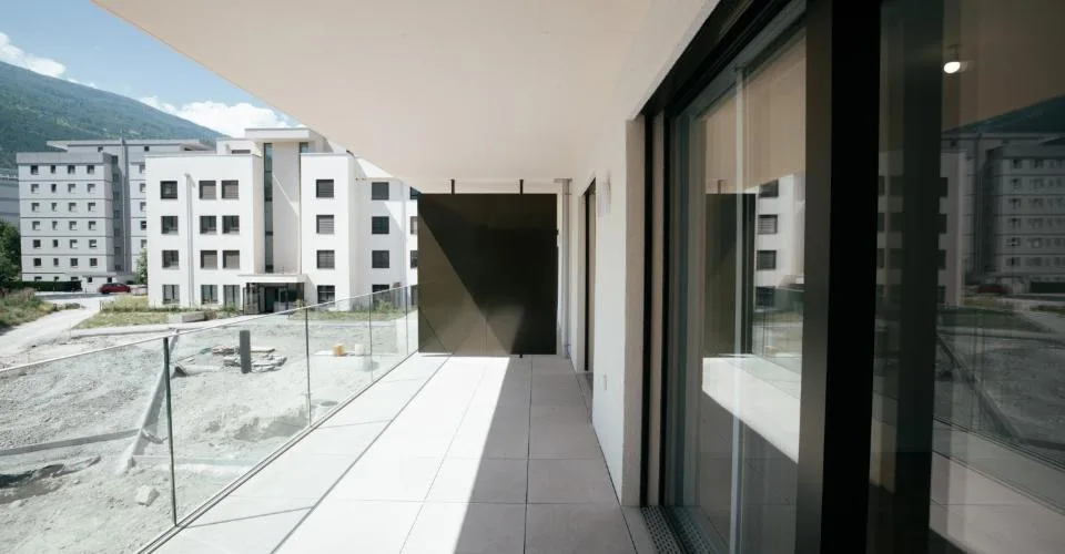 Très joli appartement de 2.5 pièces au 1er étage avec grand balcon - J104