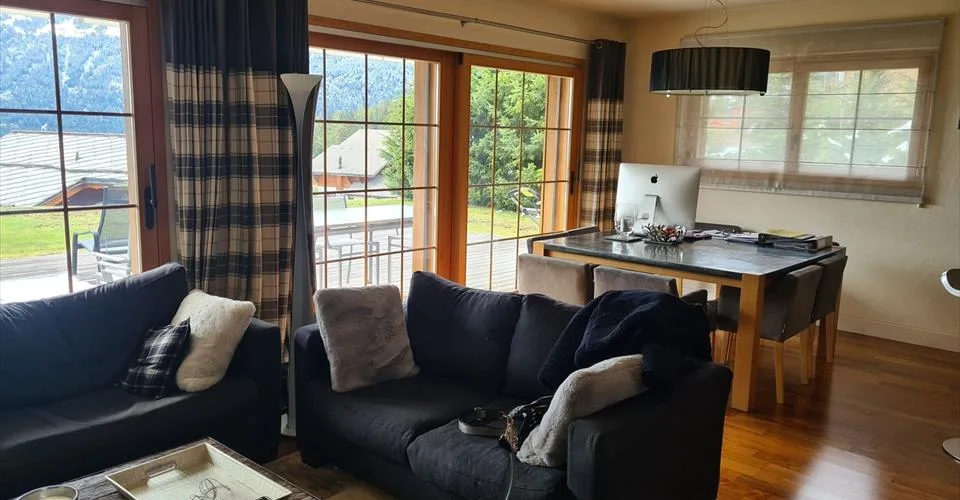 Belle maison à louer à l'année proche du centre de Crans