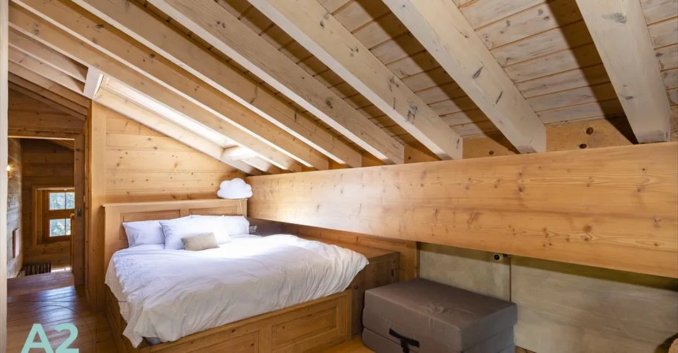 APPARTEMENT DE 3,5 PIÈCES EN ATTIQUE PROCHE DU GOLF – Foto 11 von 13