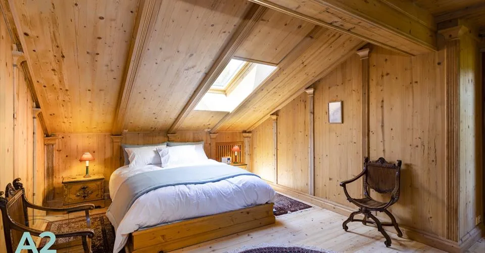 APPARTEMENT DE 3,5 PIÈCES EN ATTIQUE PROCHE DU GOLF – Foto 7 von 13