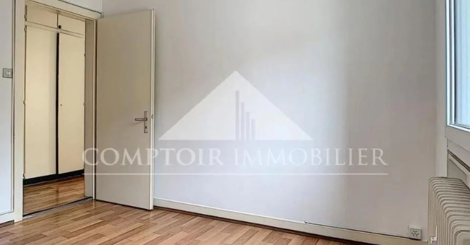Appartement de 2.5 pièces proche du centre-ville