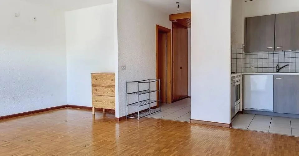 Joli petit studio dans le quartier de Champsec avec extérieur