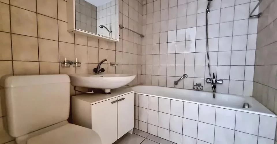 Joli petit studio dans le quartier de Champsec avec extérieur