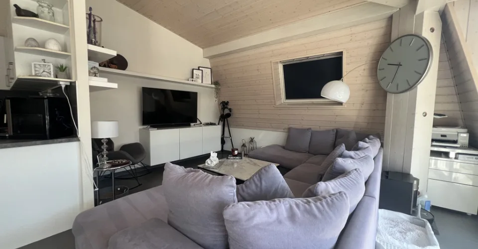 A louer 4.5 pces au 4ème étage