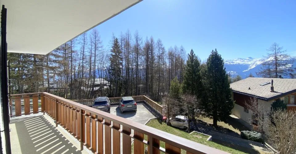 Bel appartement idéalement situé à Crans-Montana – Foto 8 von 13