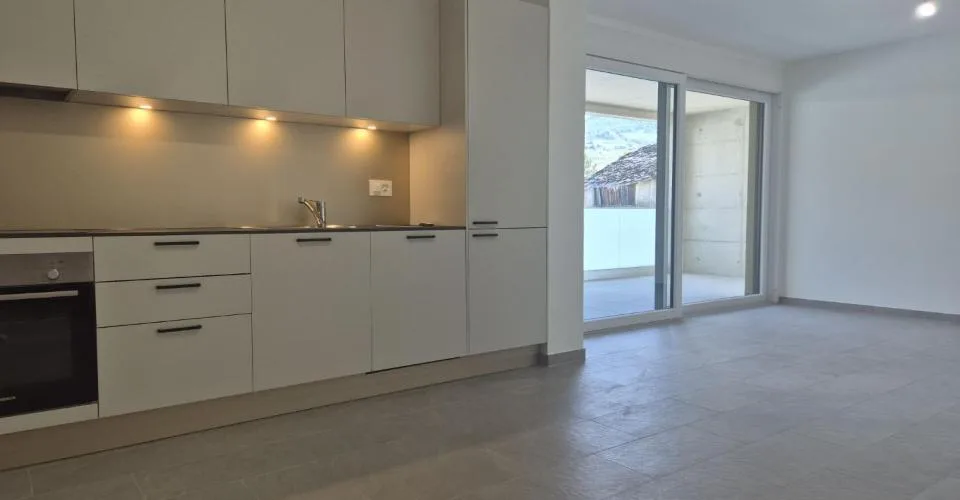 Appt neuf de 2.5 pces avec grand balcon, Uvrier