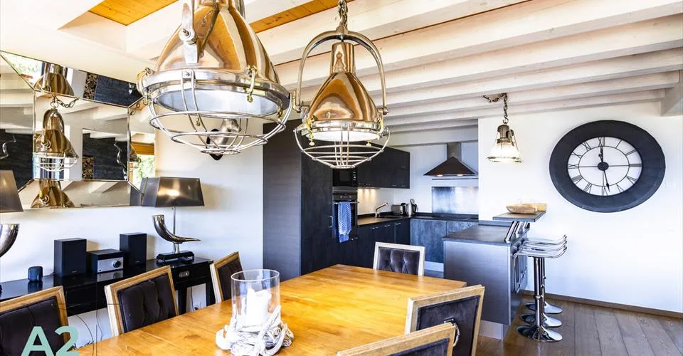 CHALET DE LUXE EN LOCATION AU PIED DES PISTES – Foto 5 von 13